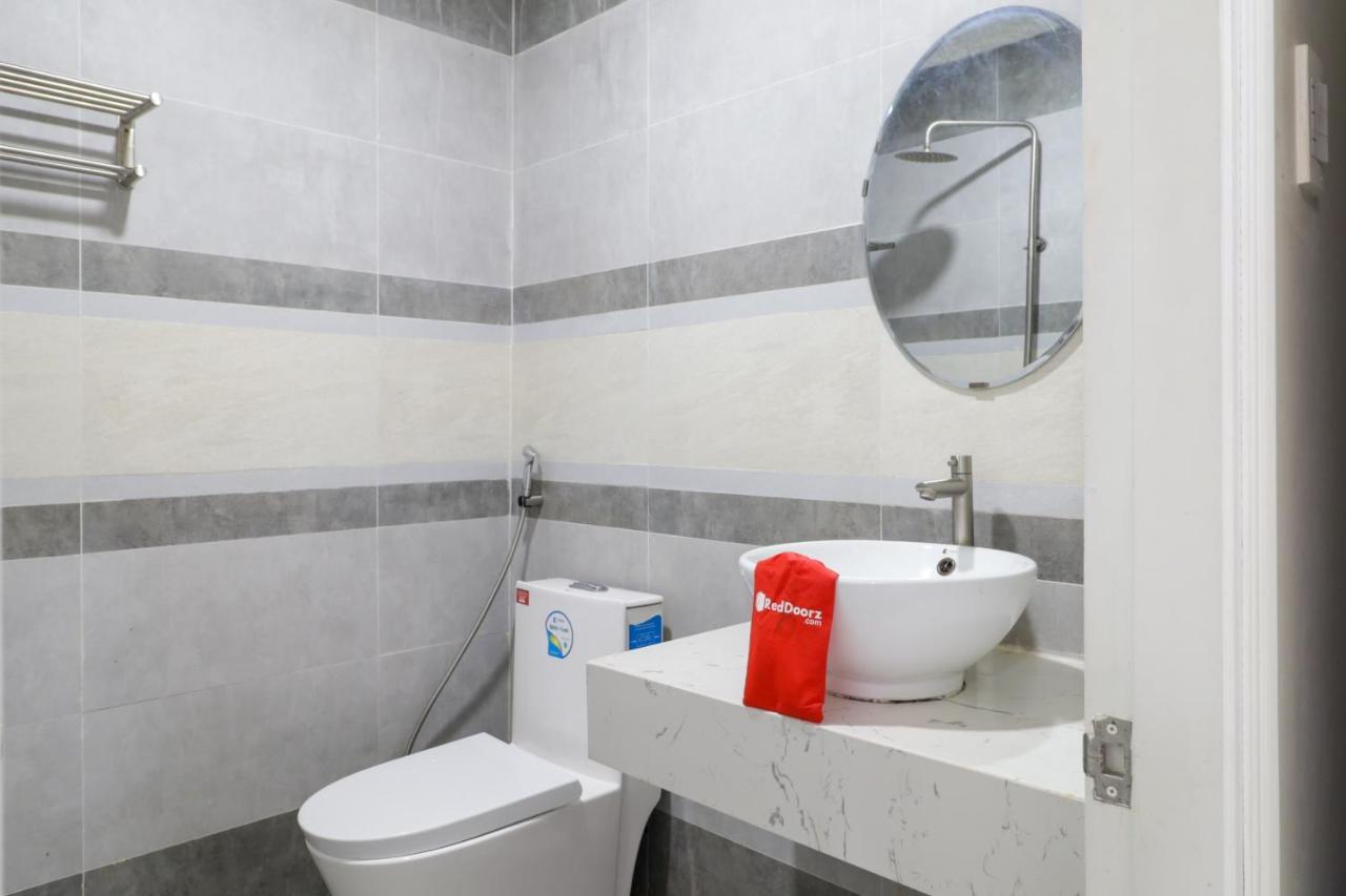 Hotel Reddoorz Minh Thu Cong Lo Ho Chi Minh City